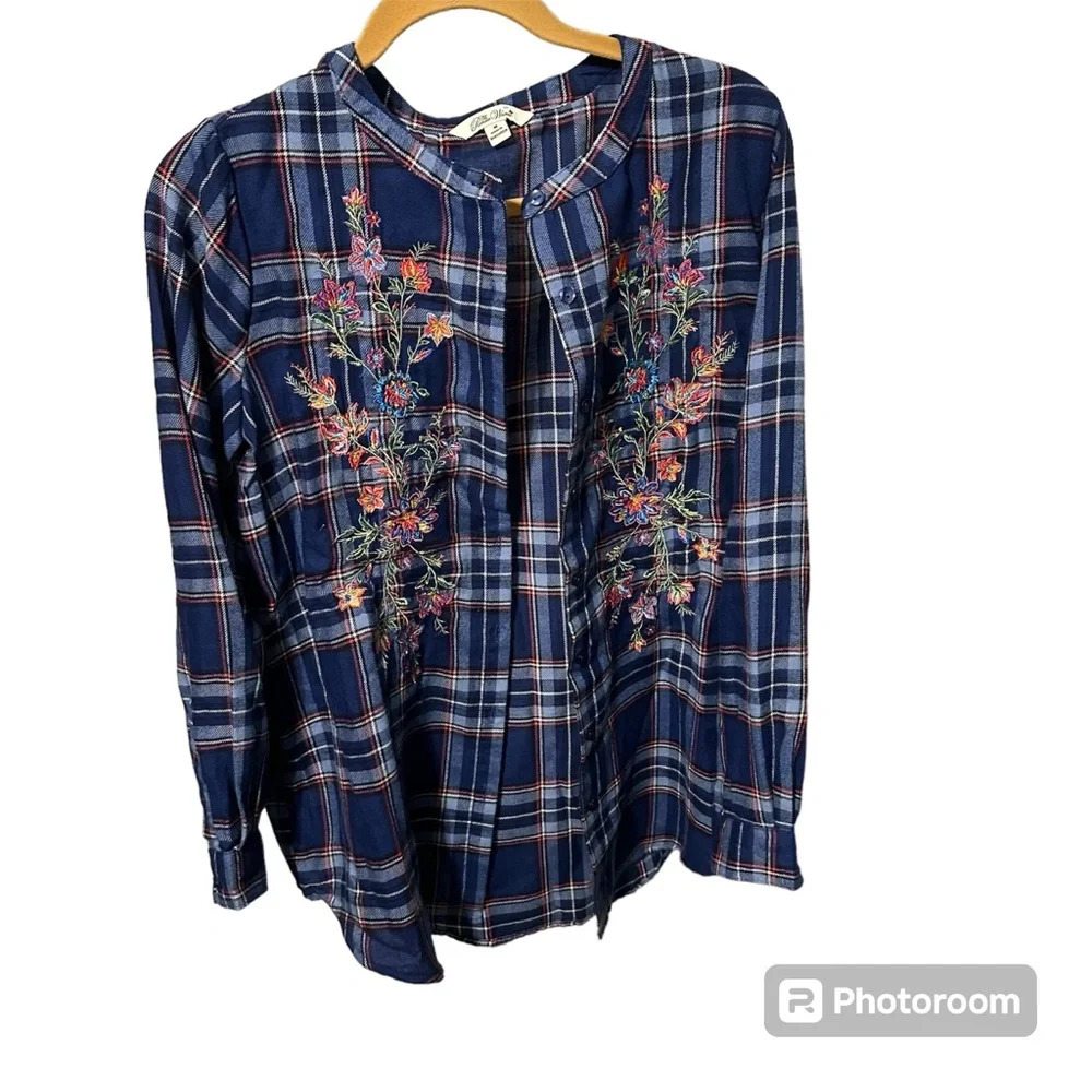Pioneer Woman Long Sleeve Womens Top Button Down Blue Plaid with Florals Medium